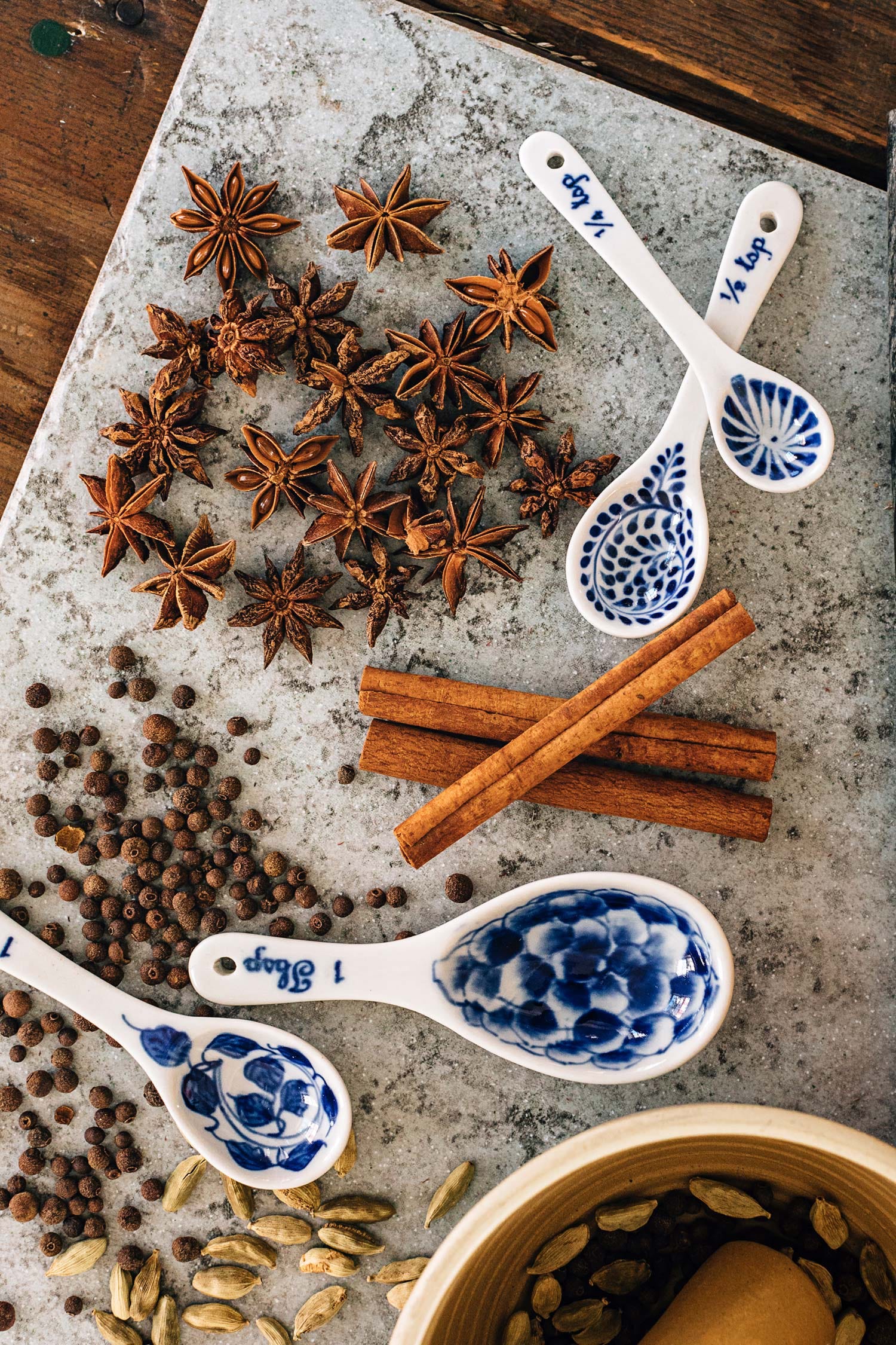 Spoons measuring s/4 cer blu/wht