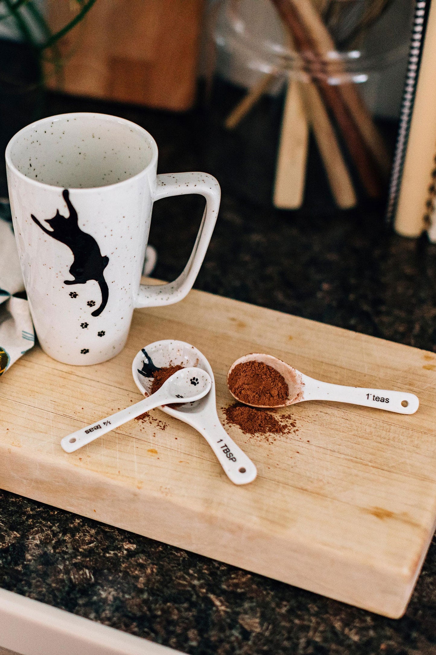 Spoons measuring s/4 cat prints cer 5L white/black