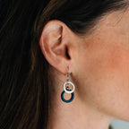 Earrings dangle 2 crcl horn/steel 1.5L blu/crm