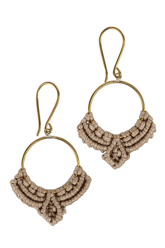 Earrings circle macrame dew drop mtl/nylon 2L tan