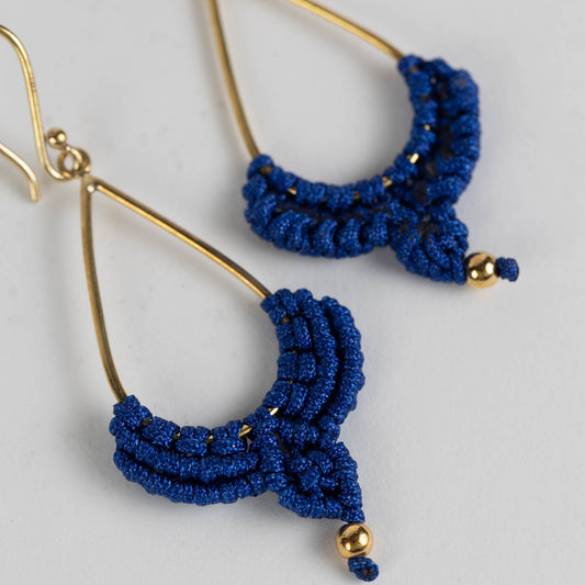 Earrings dew drop macrame mtl/nylon 2.75L navy/br