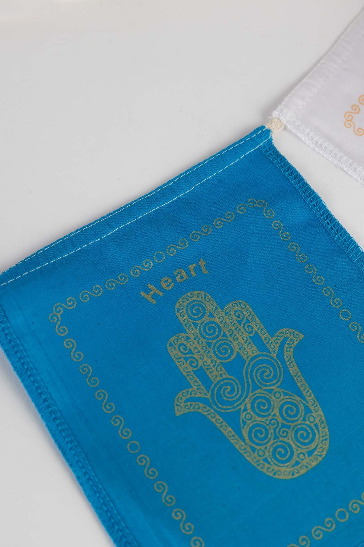 Garland Jewish healing flags cttn 62L prpl/trq/wht