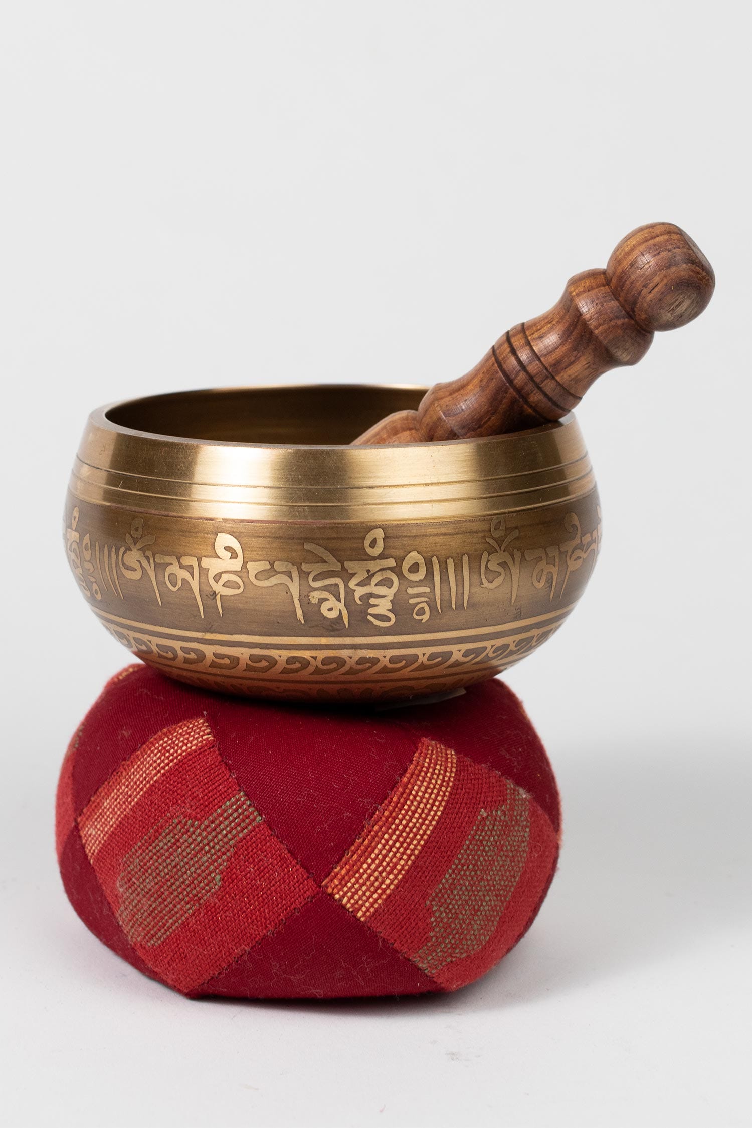 Singing bowl w/pillow/bag mtl/wd/ppr 4Dx2H bronze