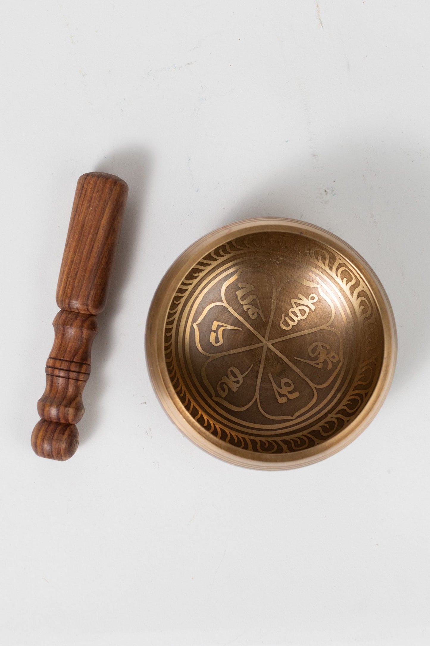 Singing bowl w/pillow/bag mtl/wd/ppr 4Dx2H bronze