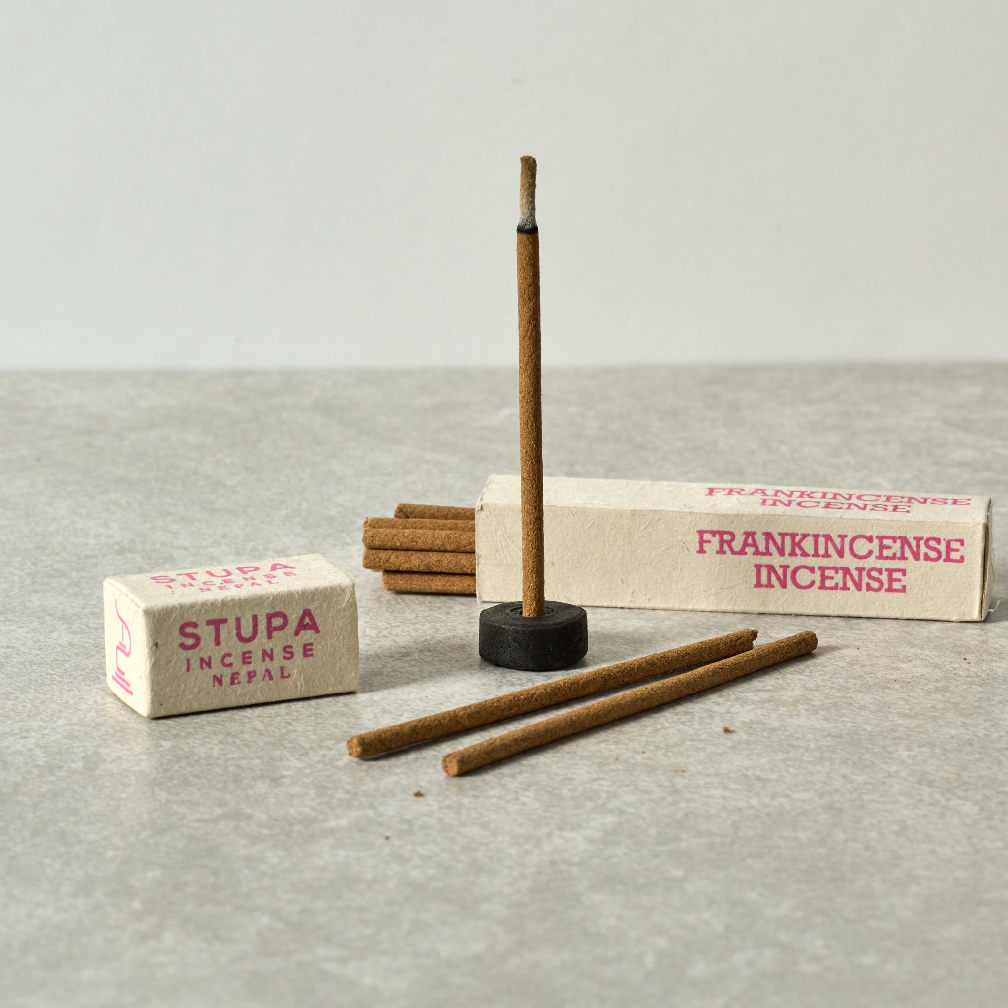 Incense frankincense M/3 ppr/incense 4L crm/pnk