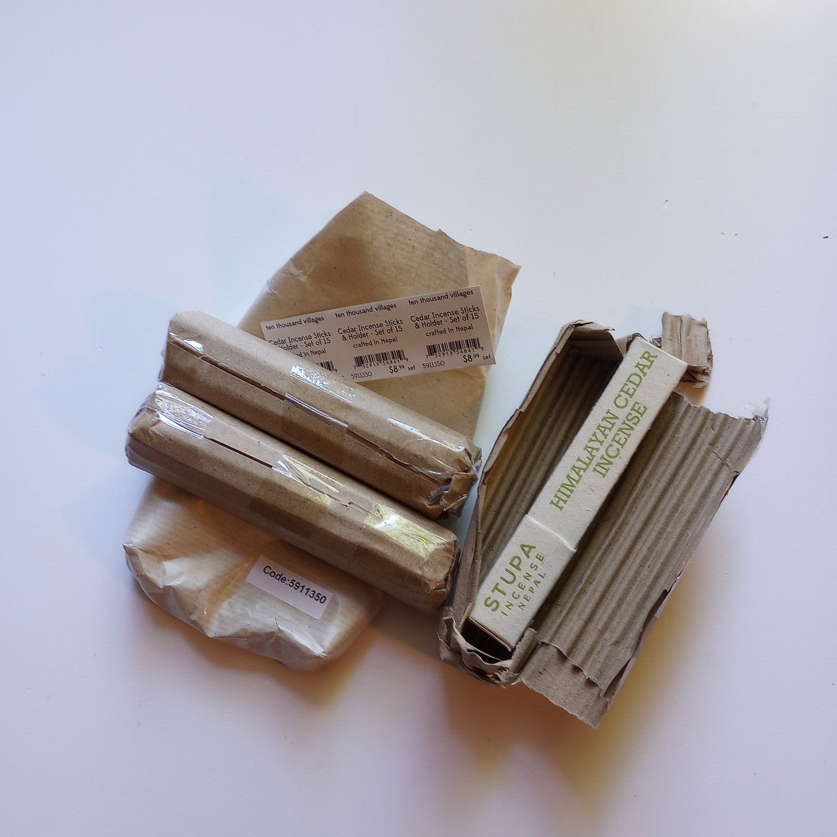 Incense cedar w/holder M/3 ppr/incense 4L crm/grn