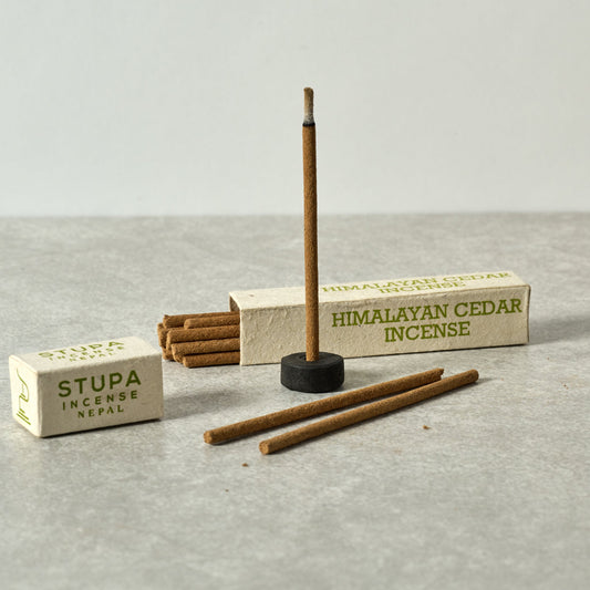 Incense cedar w/holder M/3 ppr/incense 4L crm/grn