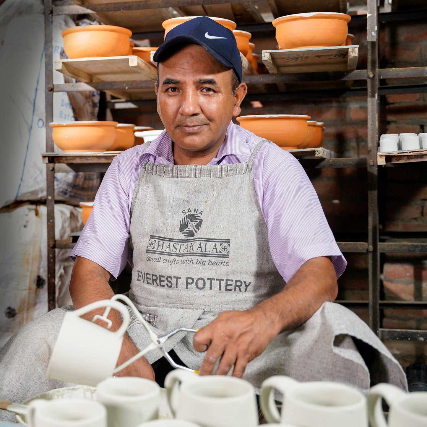 Mug cat face w/lid f/6oz cer 3.25Dx2.5H wht/blk