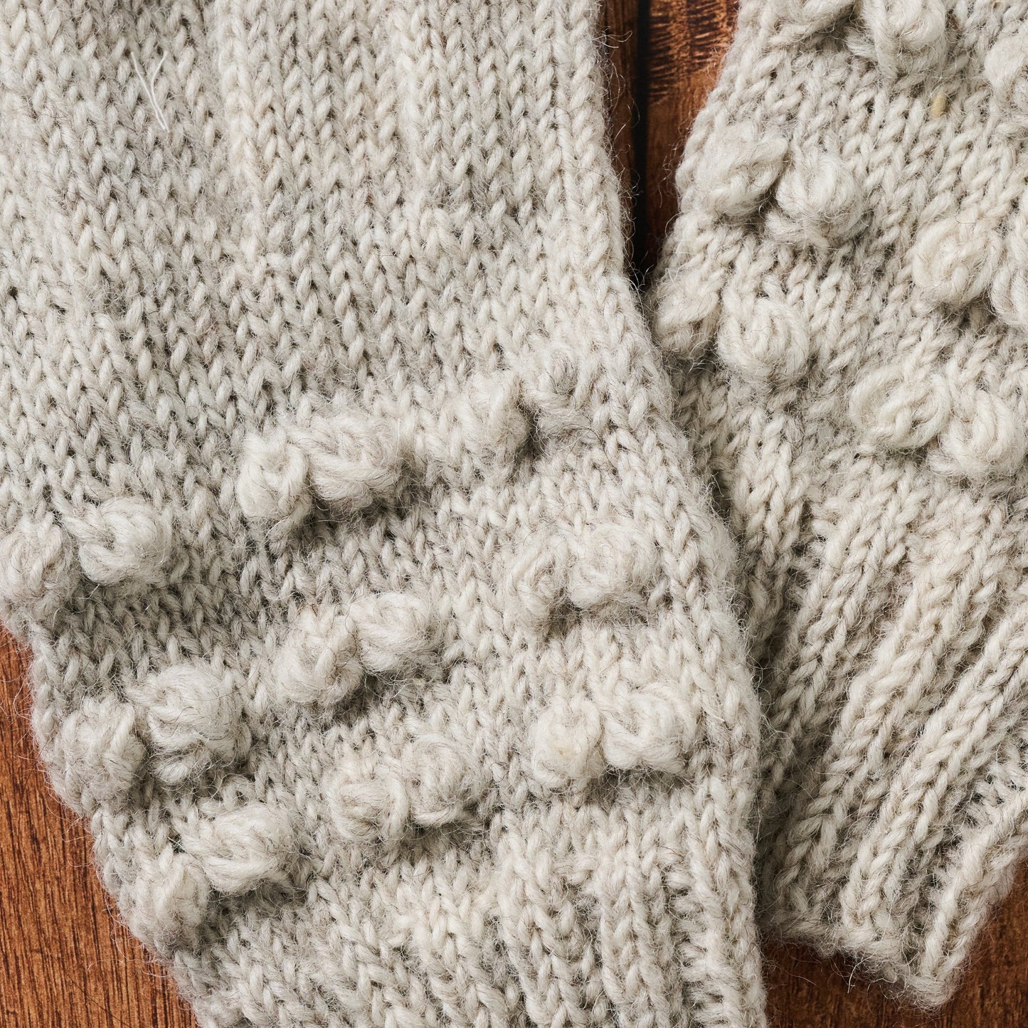 Ivory Knobby Wool Gloves - Ten Thousand Villages