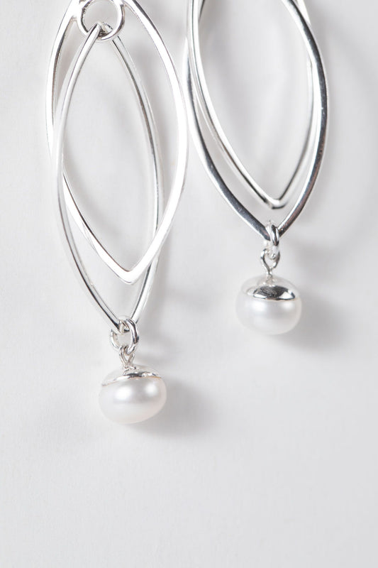 Earrings oval in oval pearl/strlg 3L white/silver