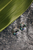 Earrings hollow disc geo resin/alpc .75D blu/grn