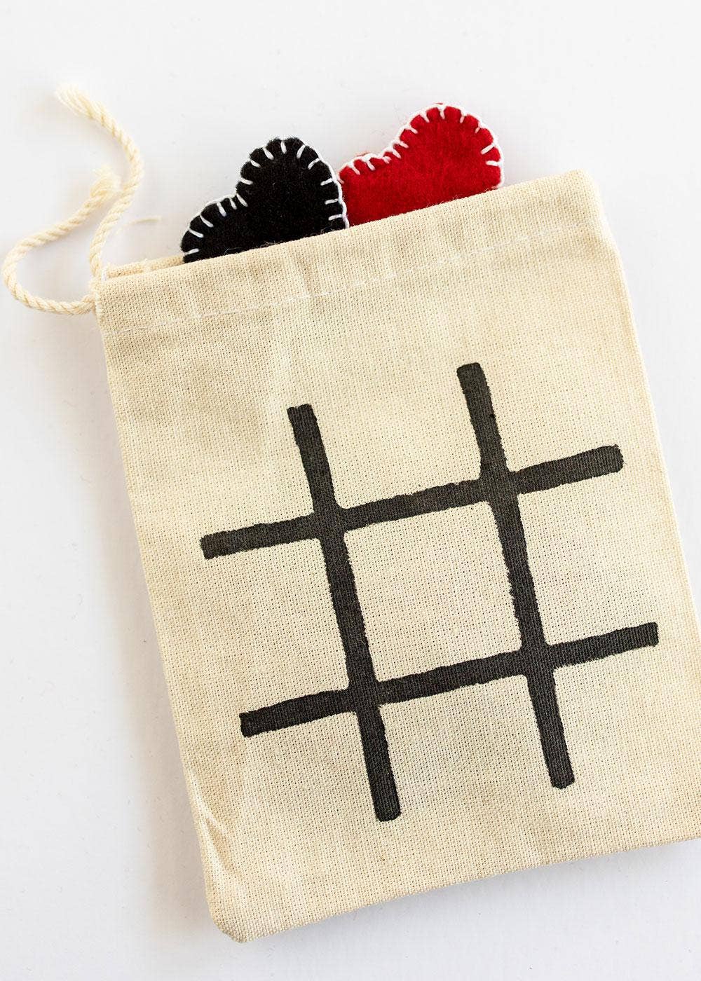 Tic-Tac-Toe On-the-Go Game