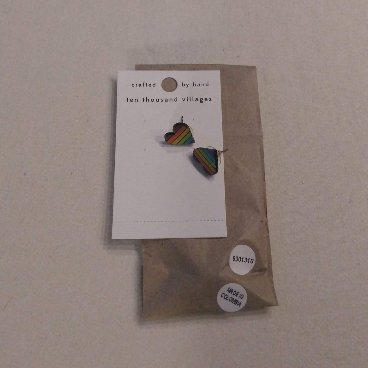 Earrings post rainbow heart gourd .5D multi