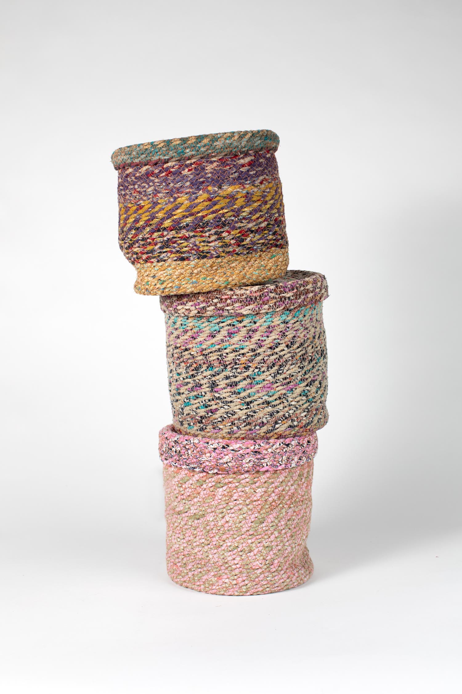 Basket lidded machine stitched sari 8Dx8H asst