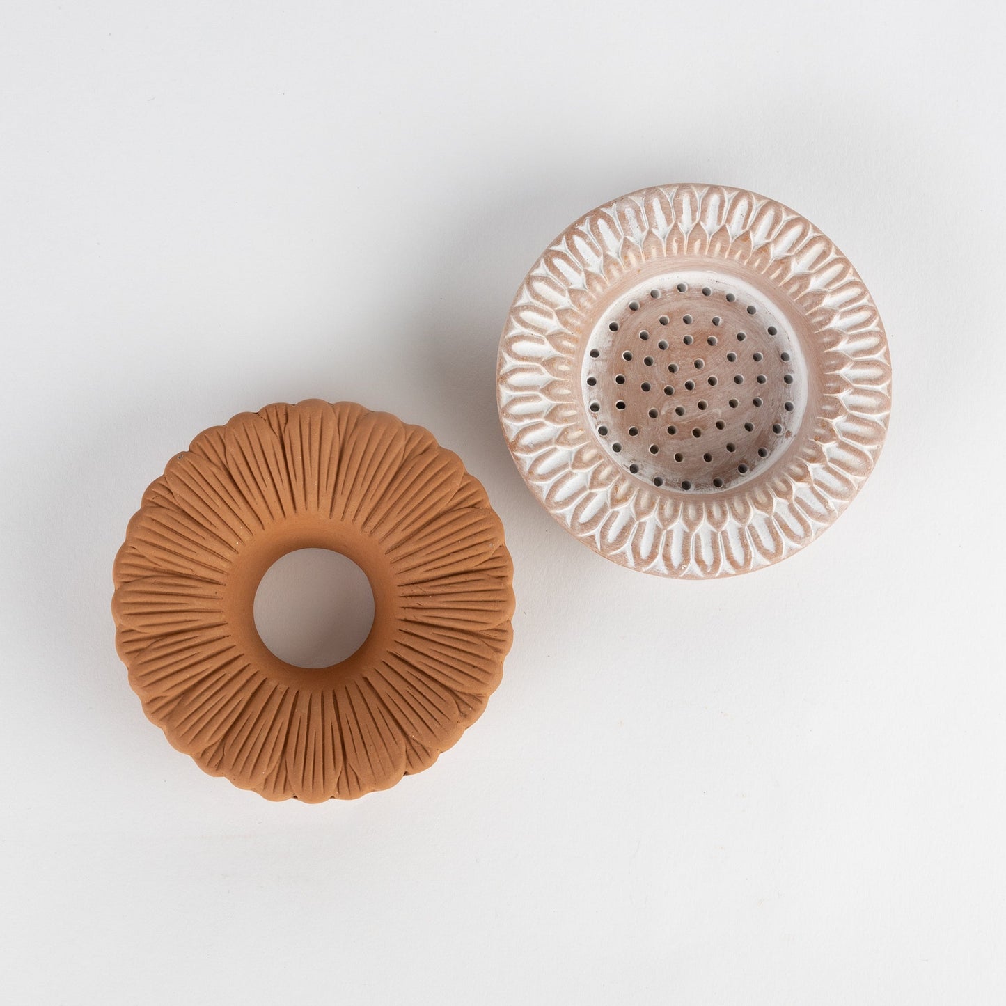 Seed sprouter/floral arranger s/2 t-cotta 4D nat