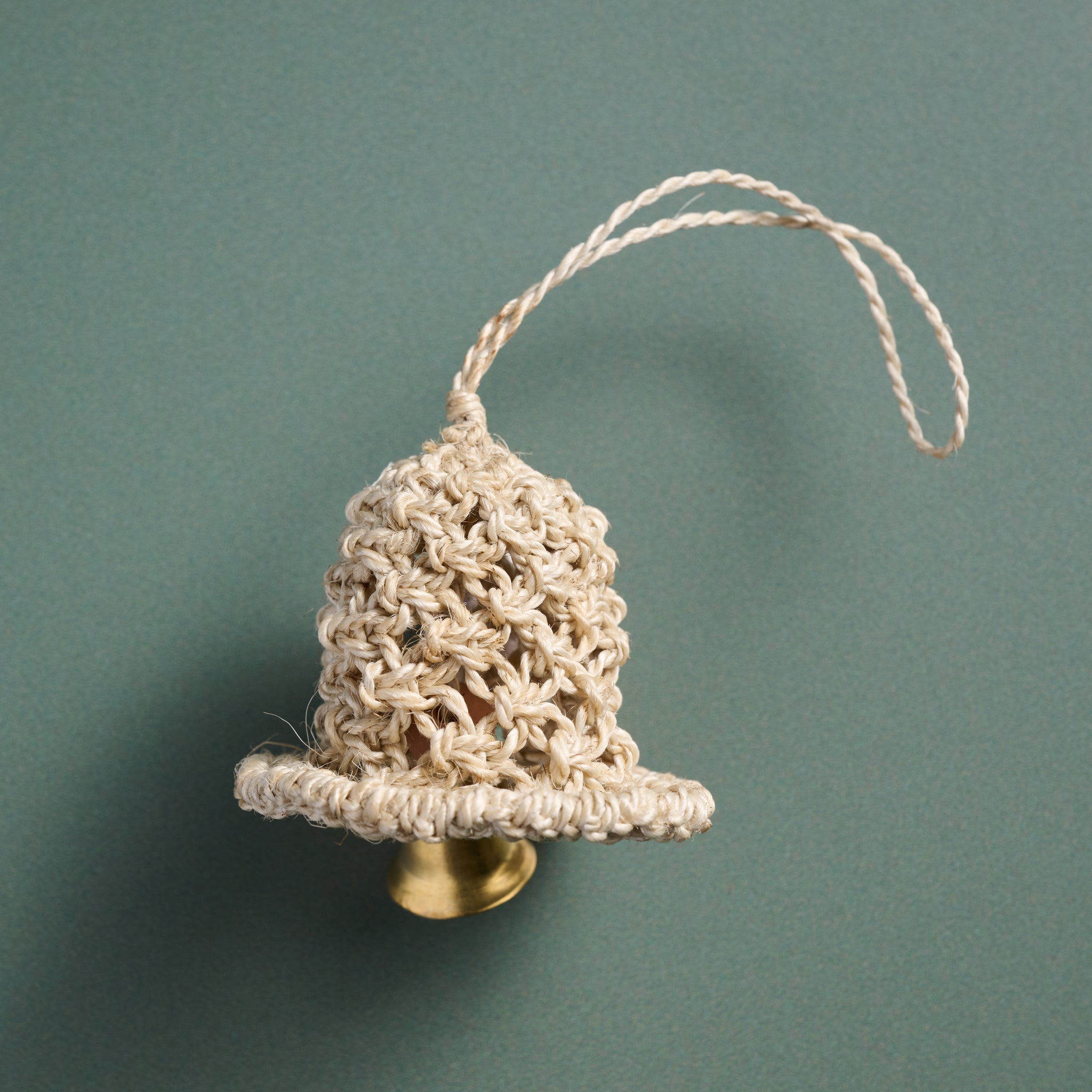 Ornament bell macrame M/3 jute/mtl 2Dx2H nat