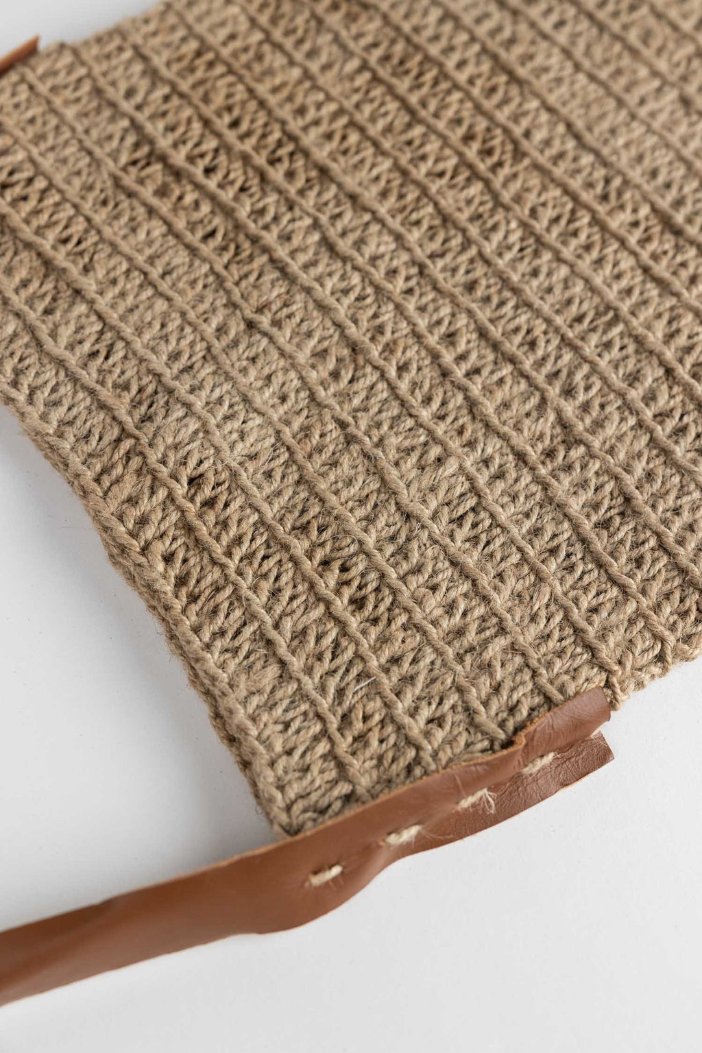 Bag shoulder crochet jute/leather 12.5D nat/brn