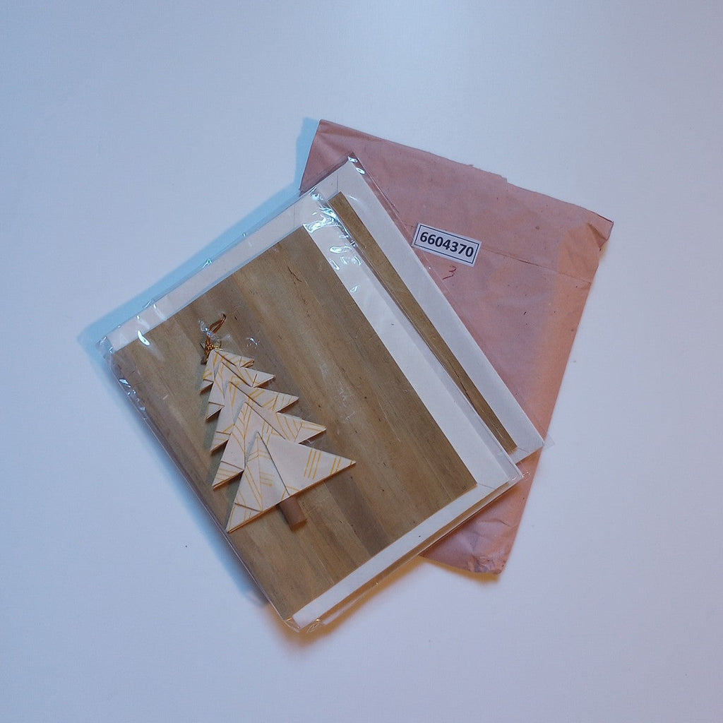 Card w/detachable tree orn M/3 4x6 tan/wht/yel