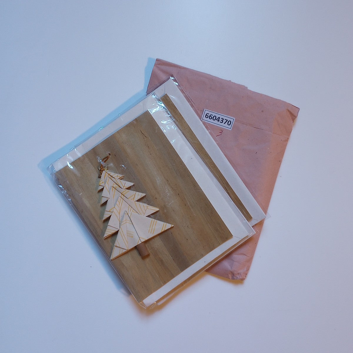 Card w/detachable tree orn M/3 4x6 tan/wht/yel