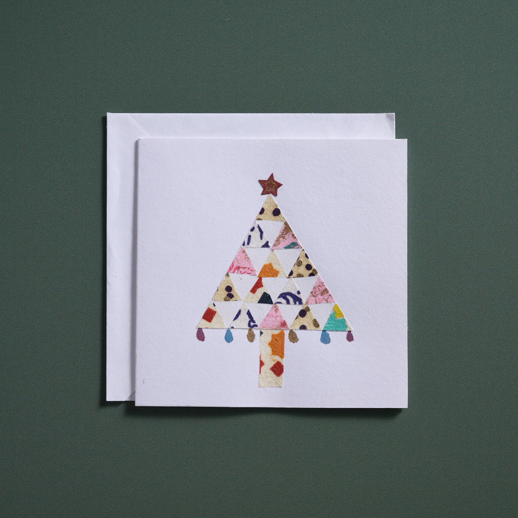 Card tree of triangles M/3 paper 5.5sq white/multi