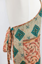 Apron reversible w/pockets asst sari 36L
