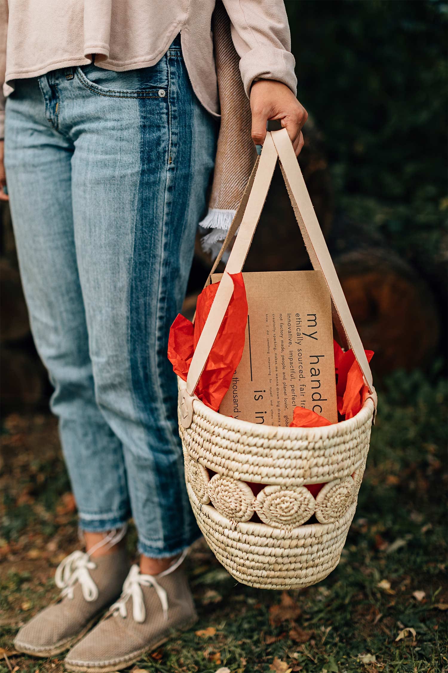 Basket shopping leather strap 14x9 natural