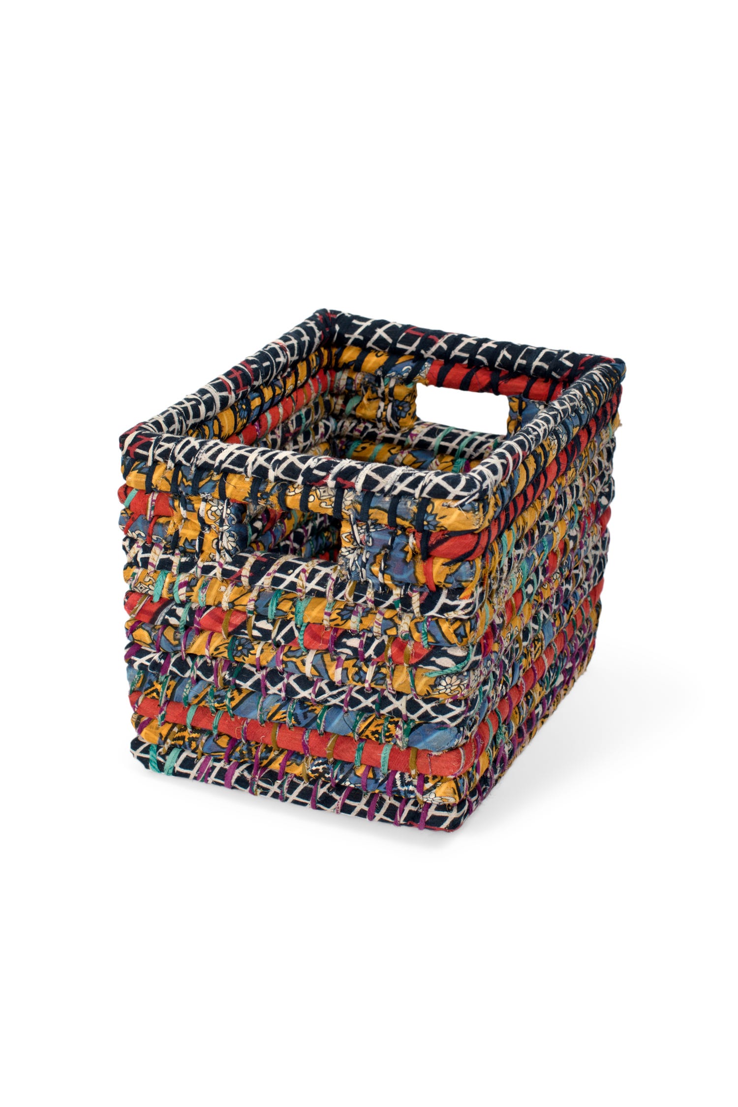 Basket w/handle holes sari 12x10x10H asst