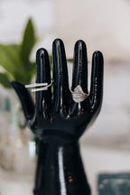 Ring cuff ginkgo leaf oxidized brass silv/blk