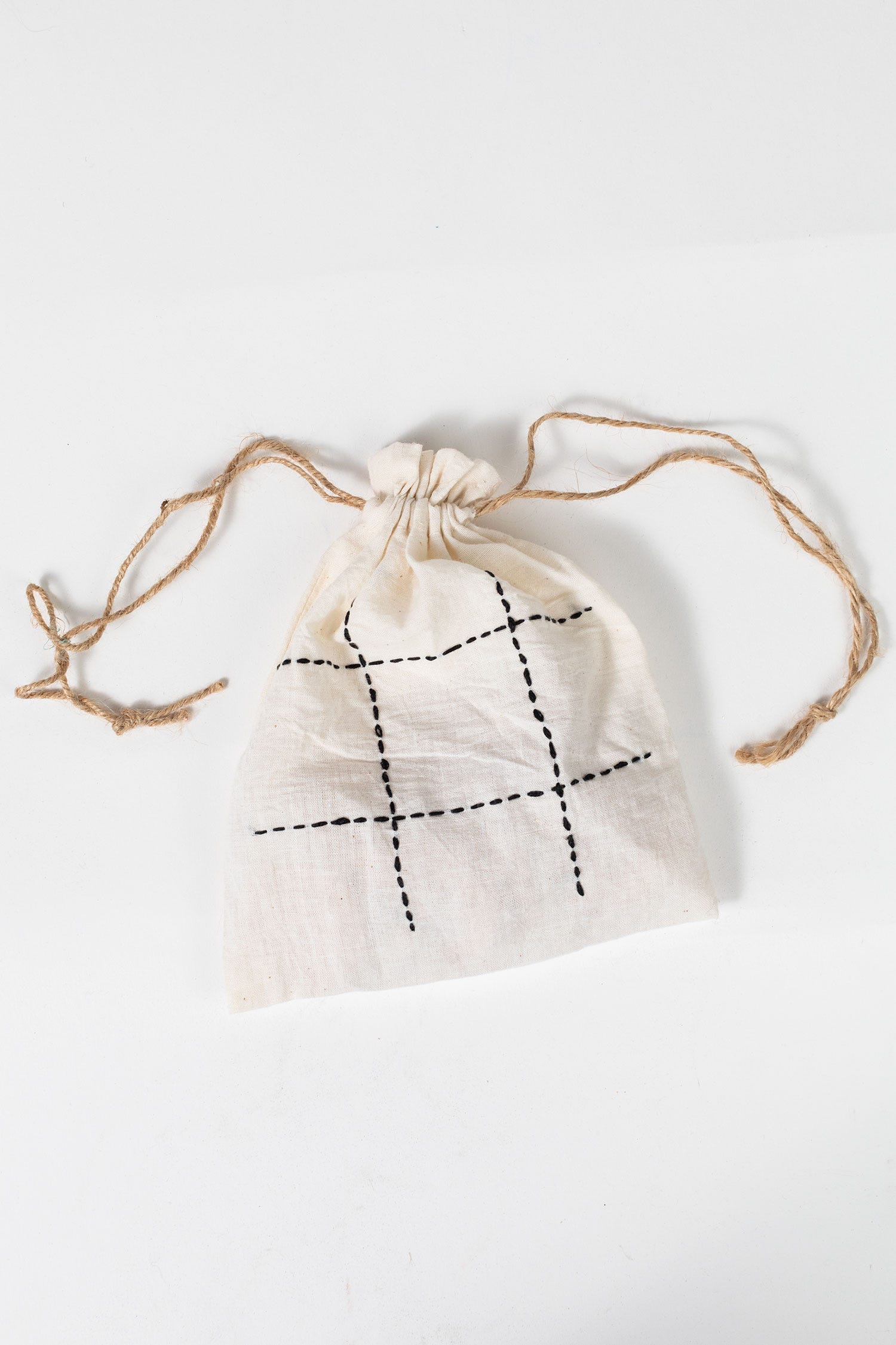 Tic Tac Toe game w/bag wood/cotton 1.5D/6x6 nat