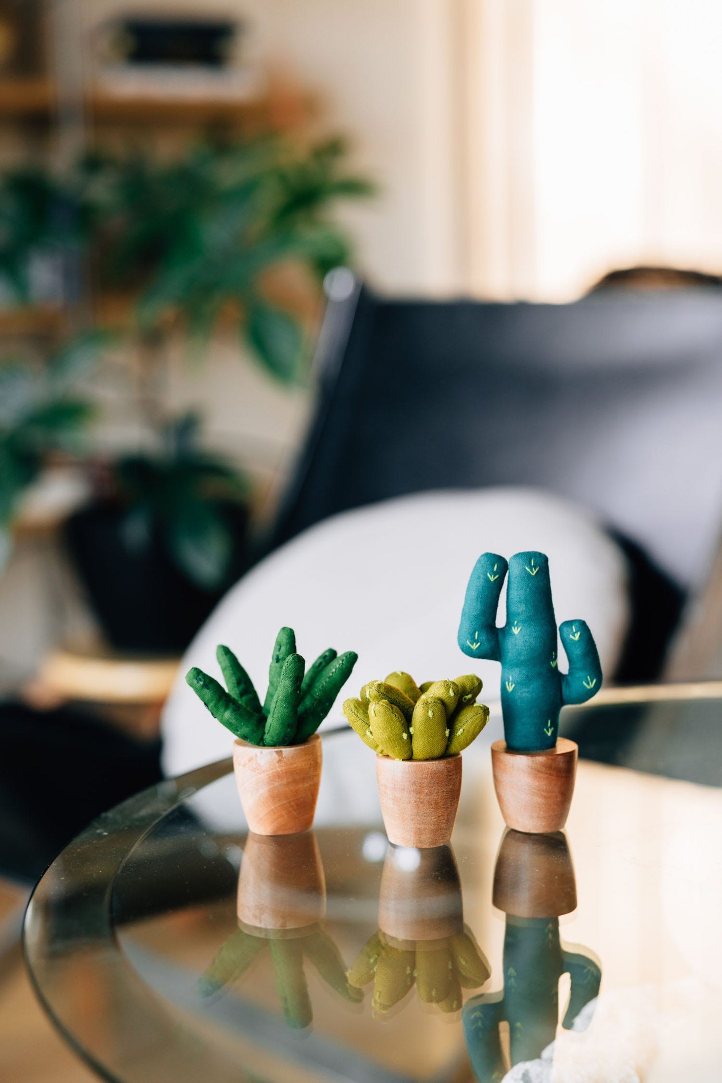 Statue cactus saguaro M/3 cotton/wd 4.5H grn/nat