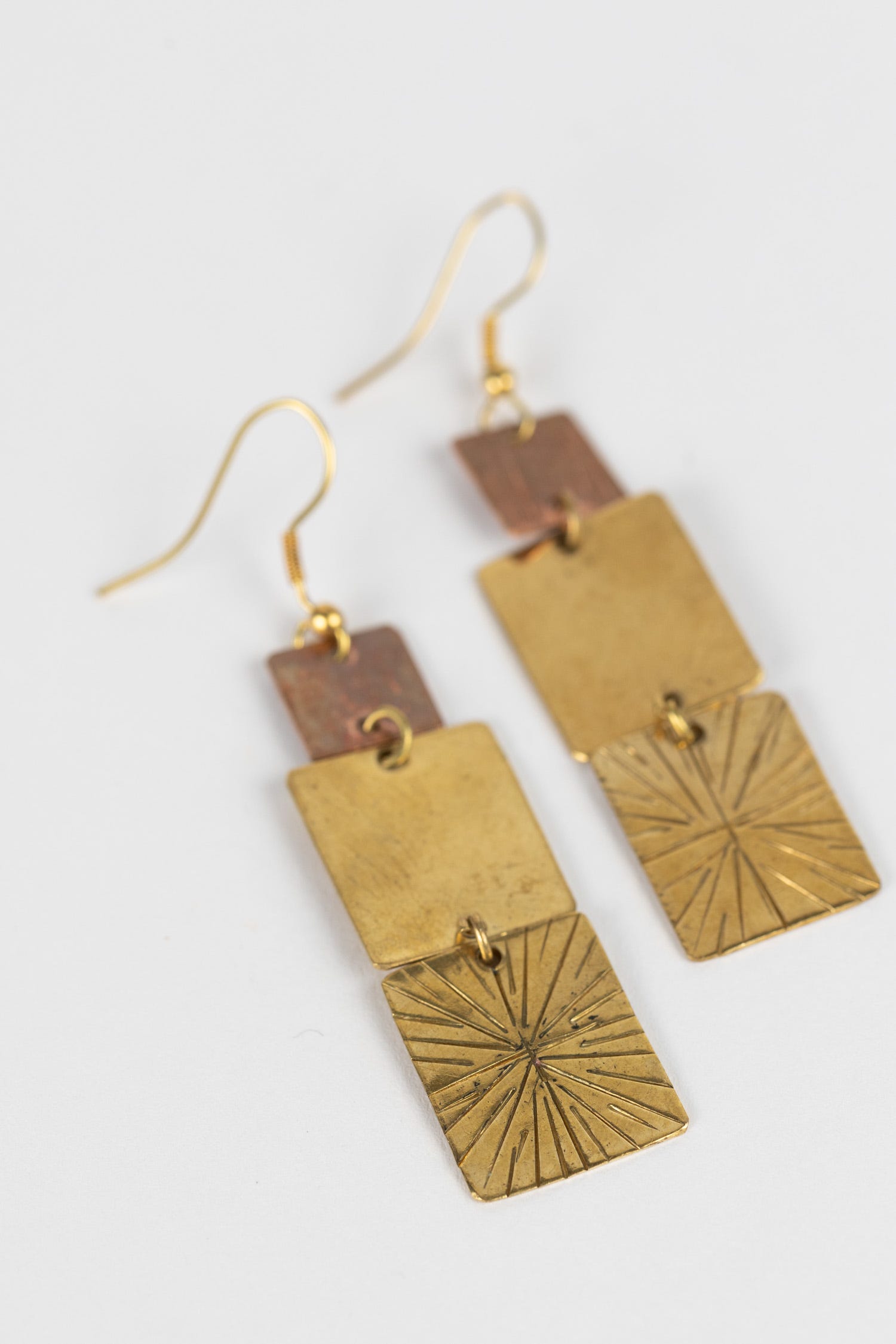 Earrings dangling trio square br/cppr 2.5L br/cppr