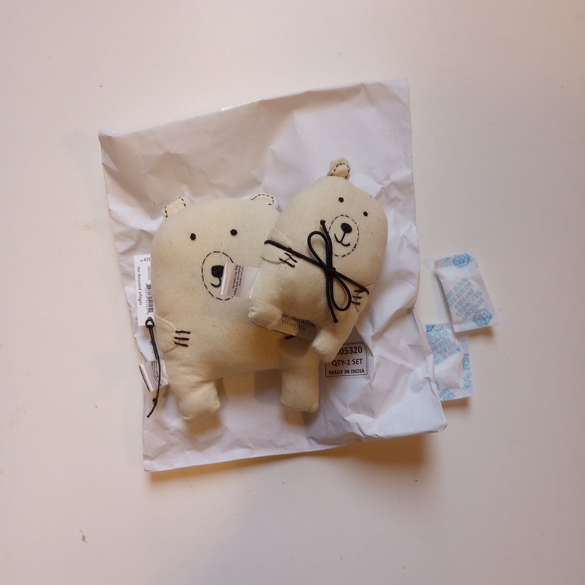 Polar bear pair Chillout Chums cttn 6H/4H wht/blk