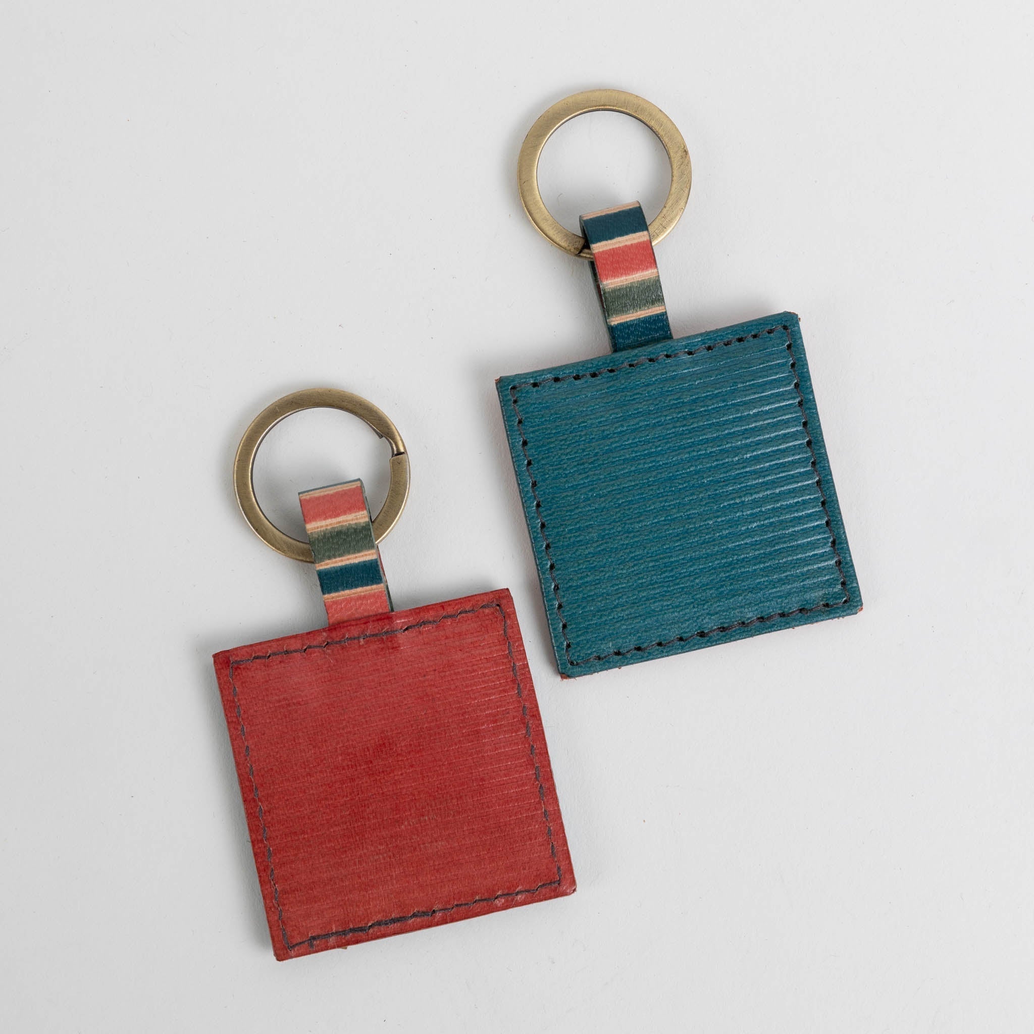 Key fob stripes M/3 lthr 2sq teal/olive/coral