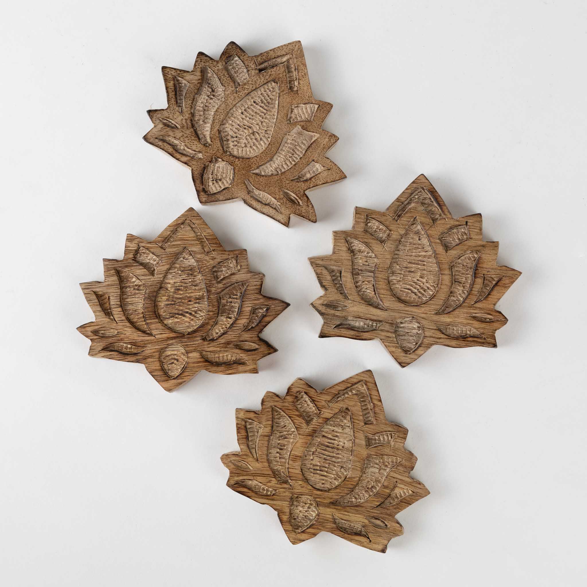 Coasters S/4 lotus blossom wood 4D natural