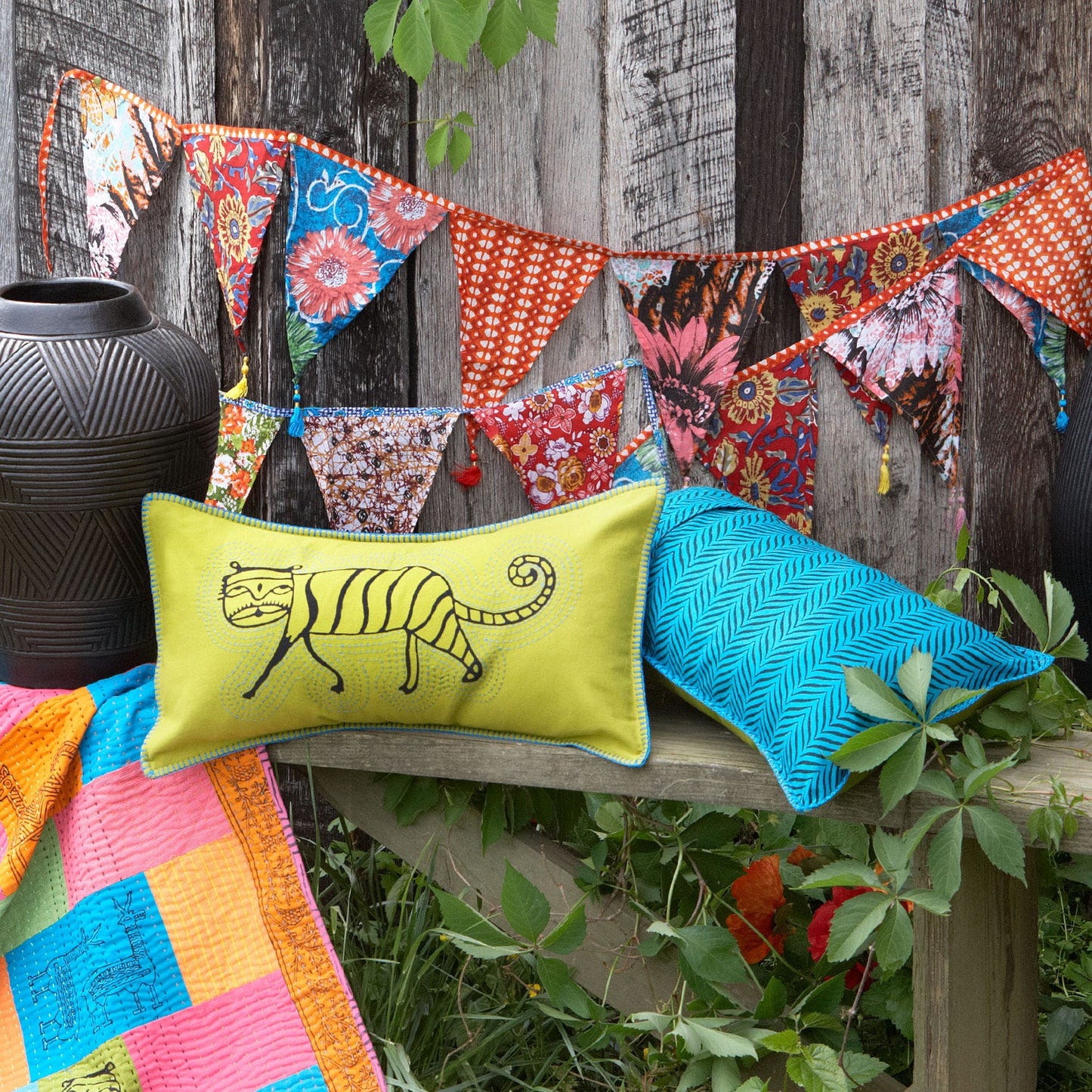 Garland tri/tassels cttn 108Lx11H multi