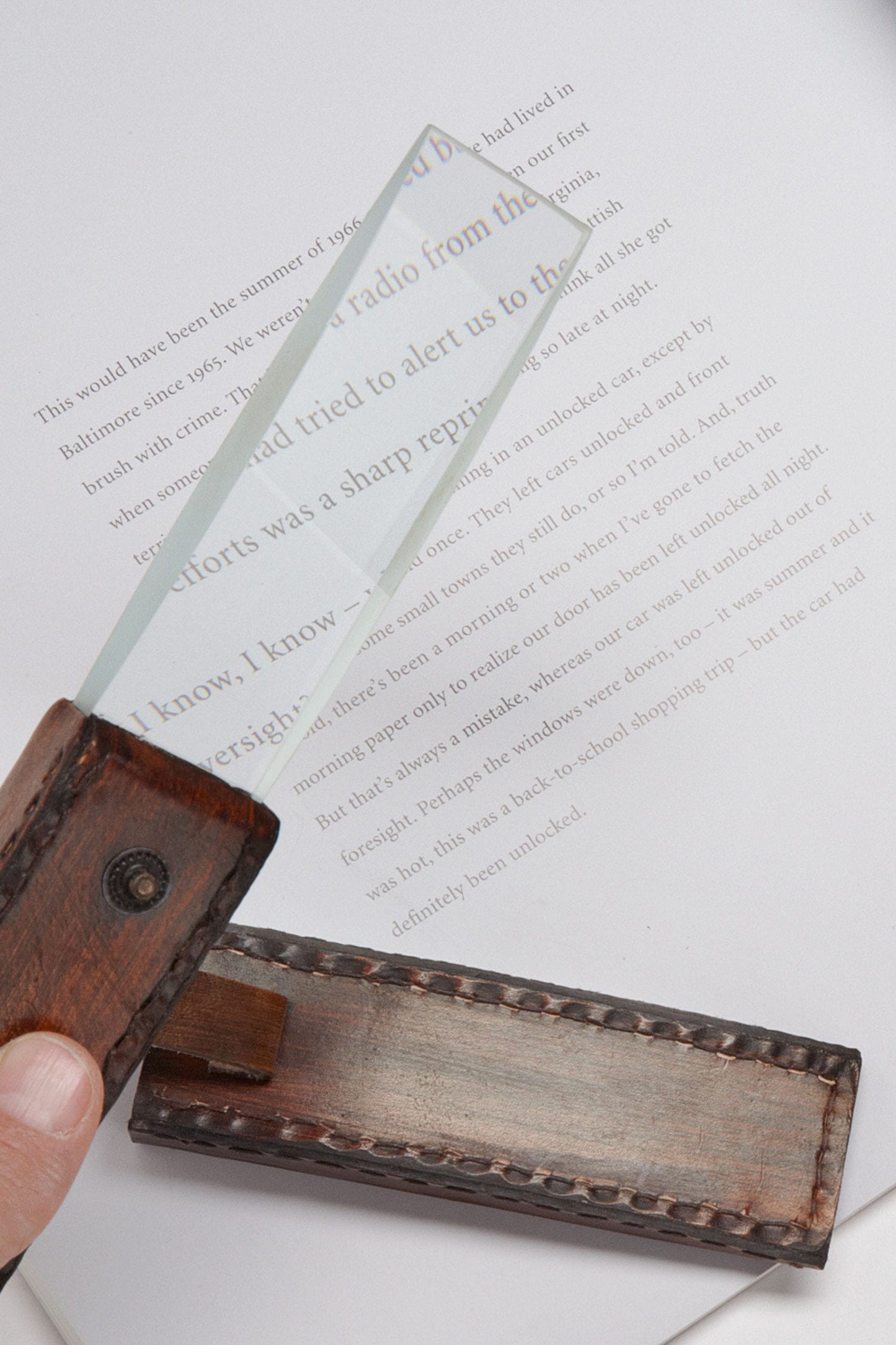 Magnifying glass sheath lthr 8L