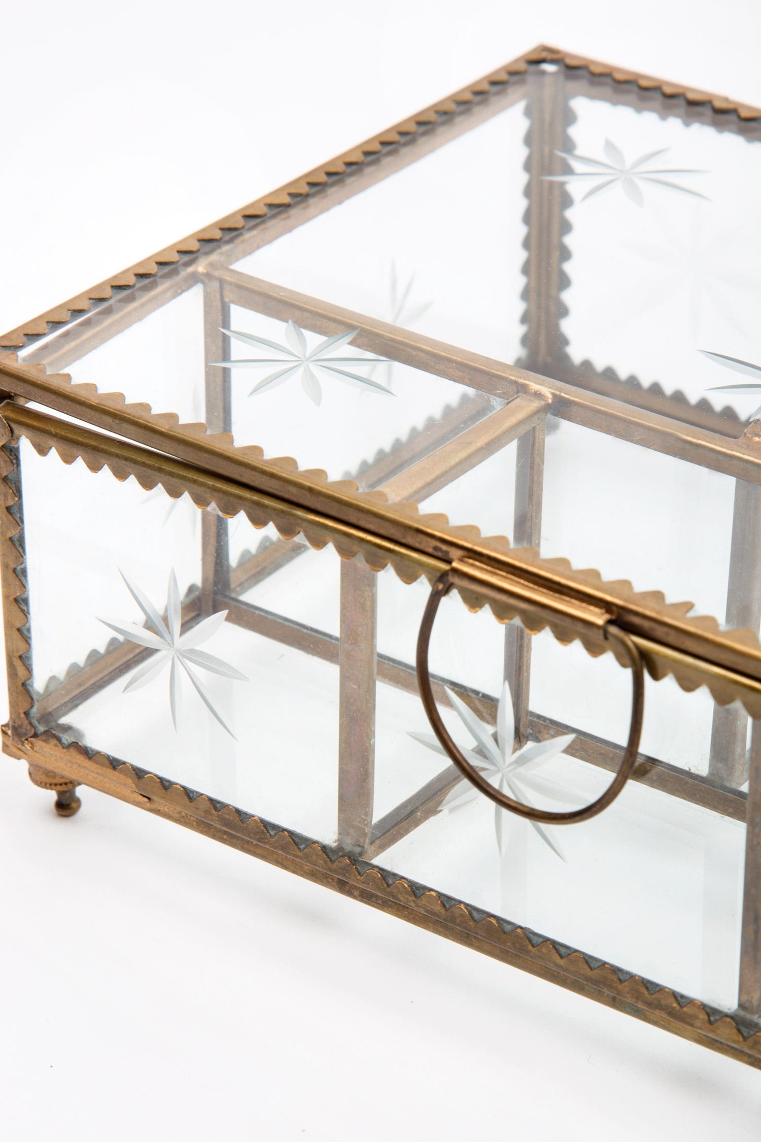 Jewelry box etched glass 7Lx5W brass color