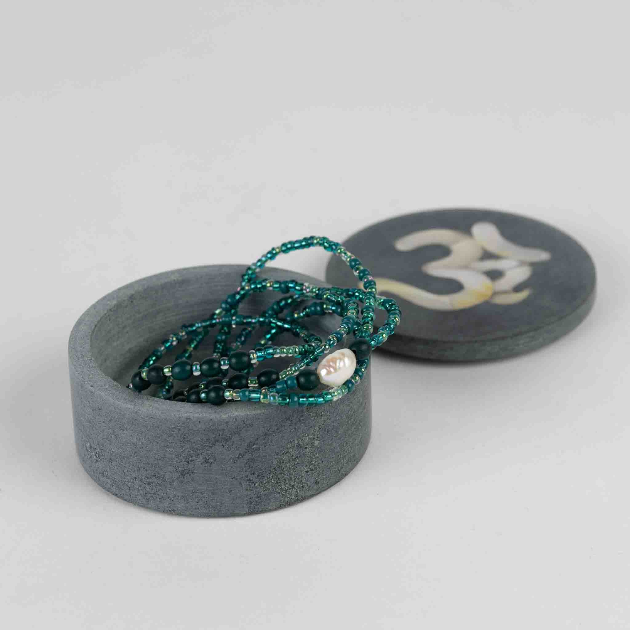 Om Treasure Box - Default Title (6826000)