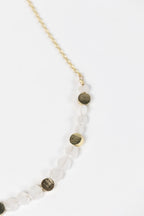 Necklace 3 layers brass/stones 20L gold/white