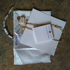 Necklace 3 layers brass/stones 20L gold/white
