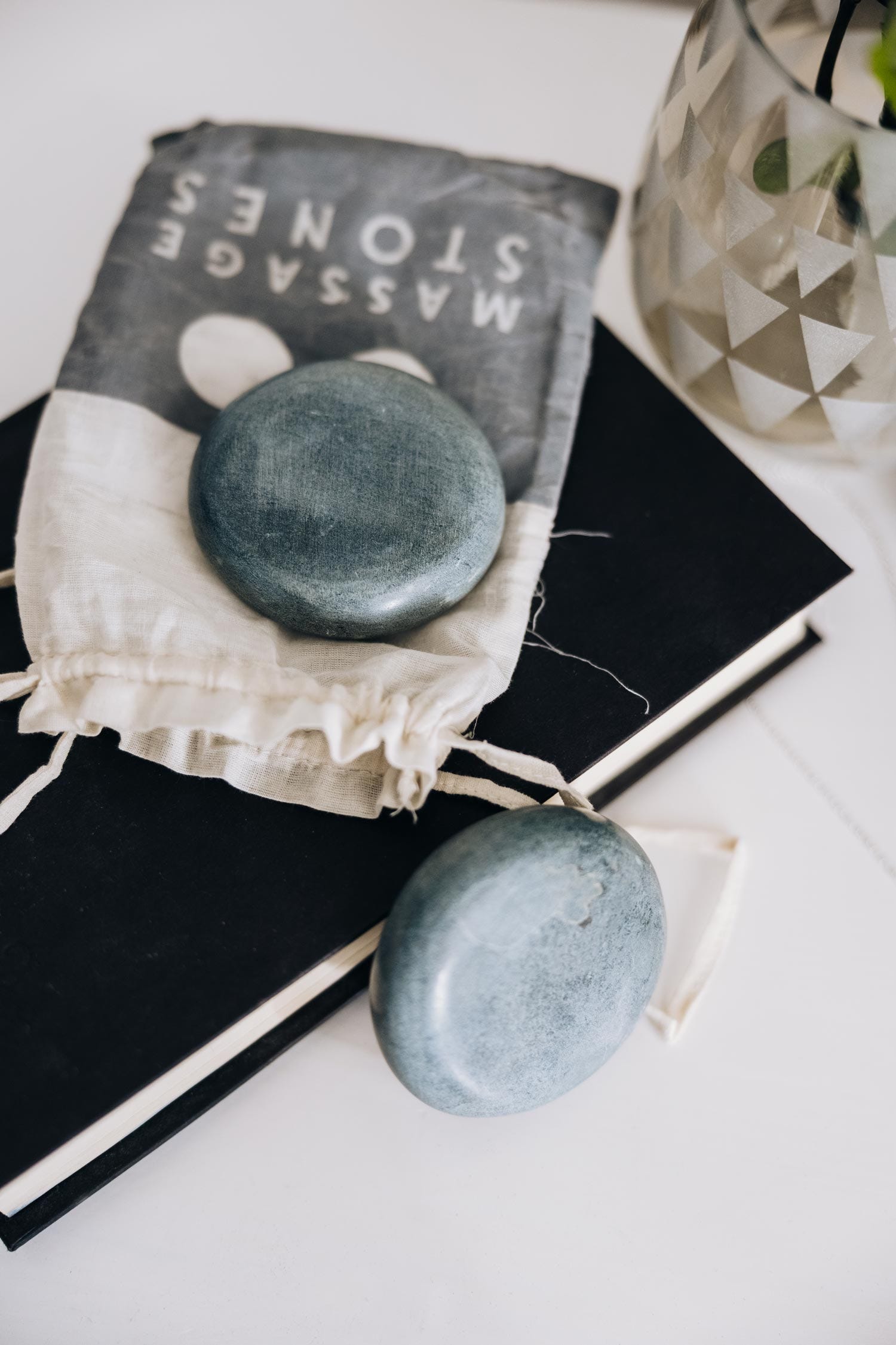 Massage stones w/bag s/2 palawa stone/cotton 3D