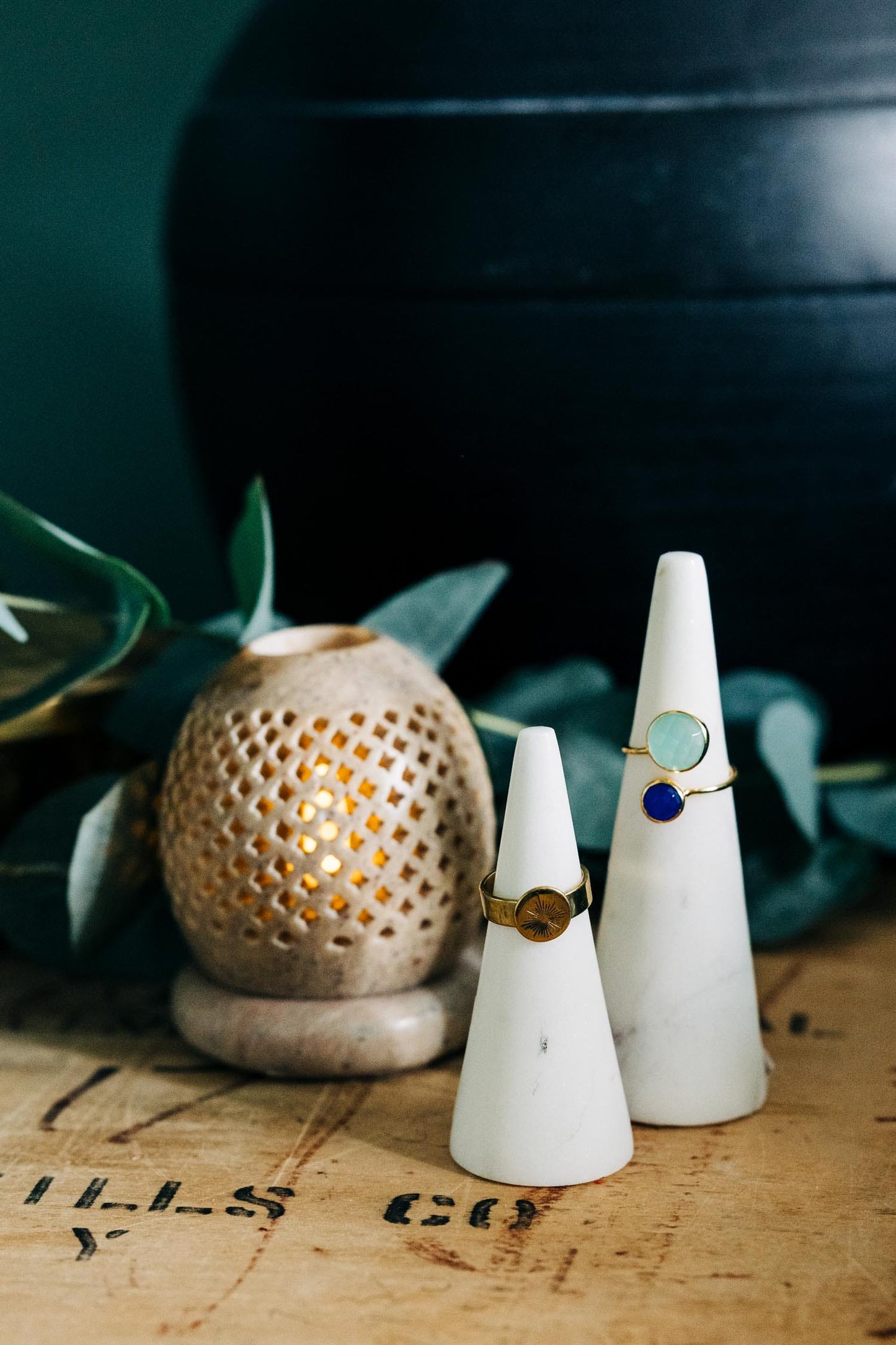 Ring holders cones s/2 marble 3H/4H white