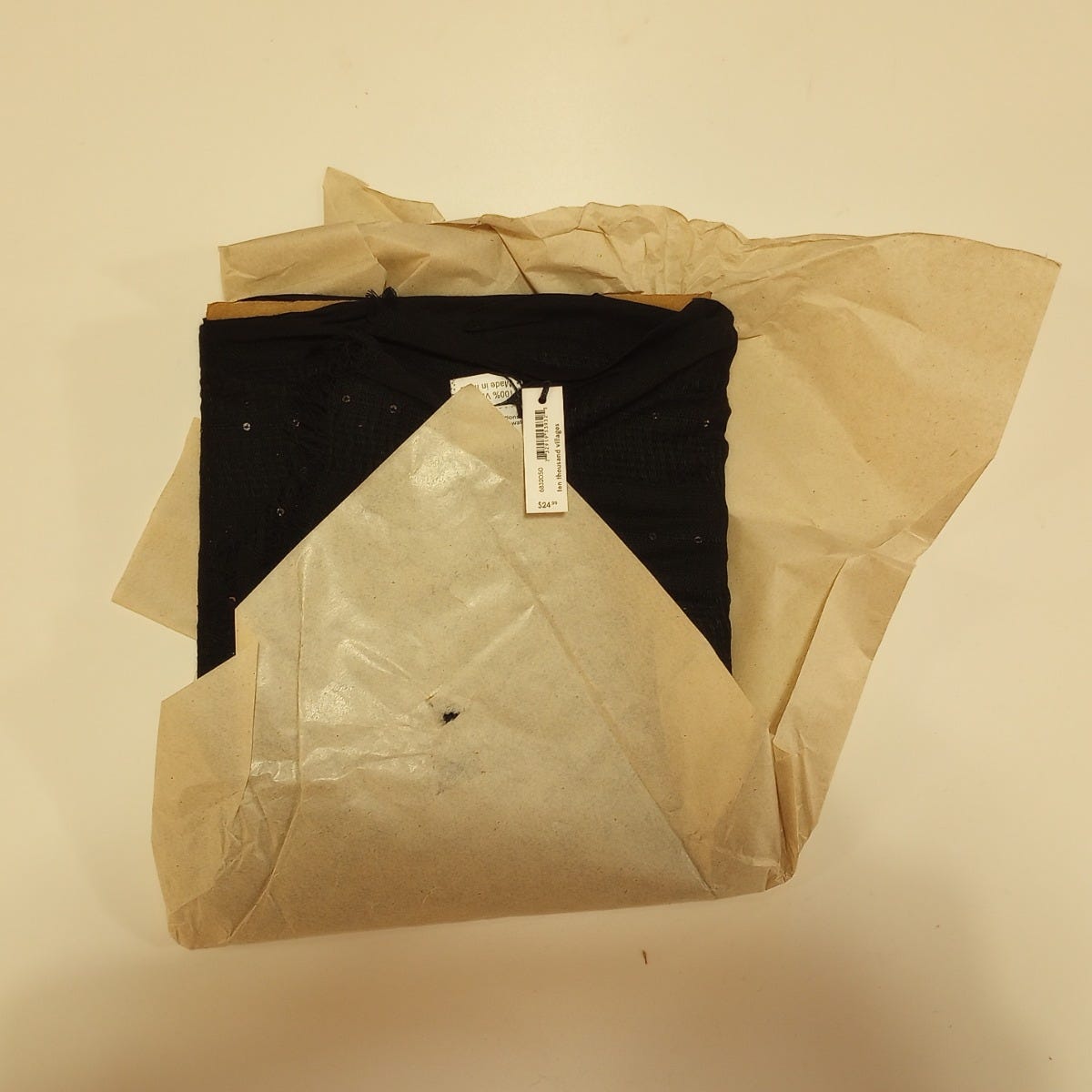 Scarf open weave viscose/sequins 70Lx28W black