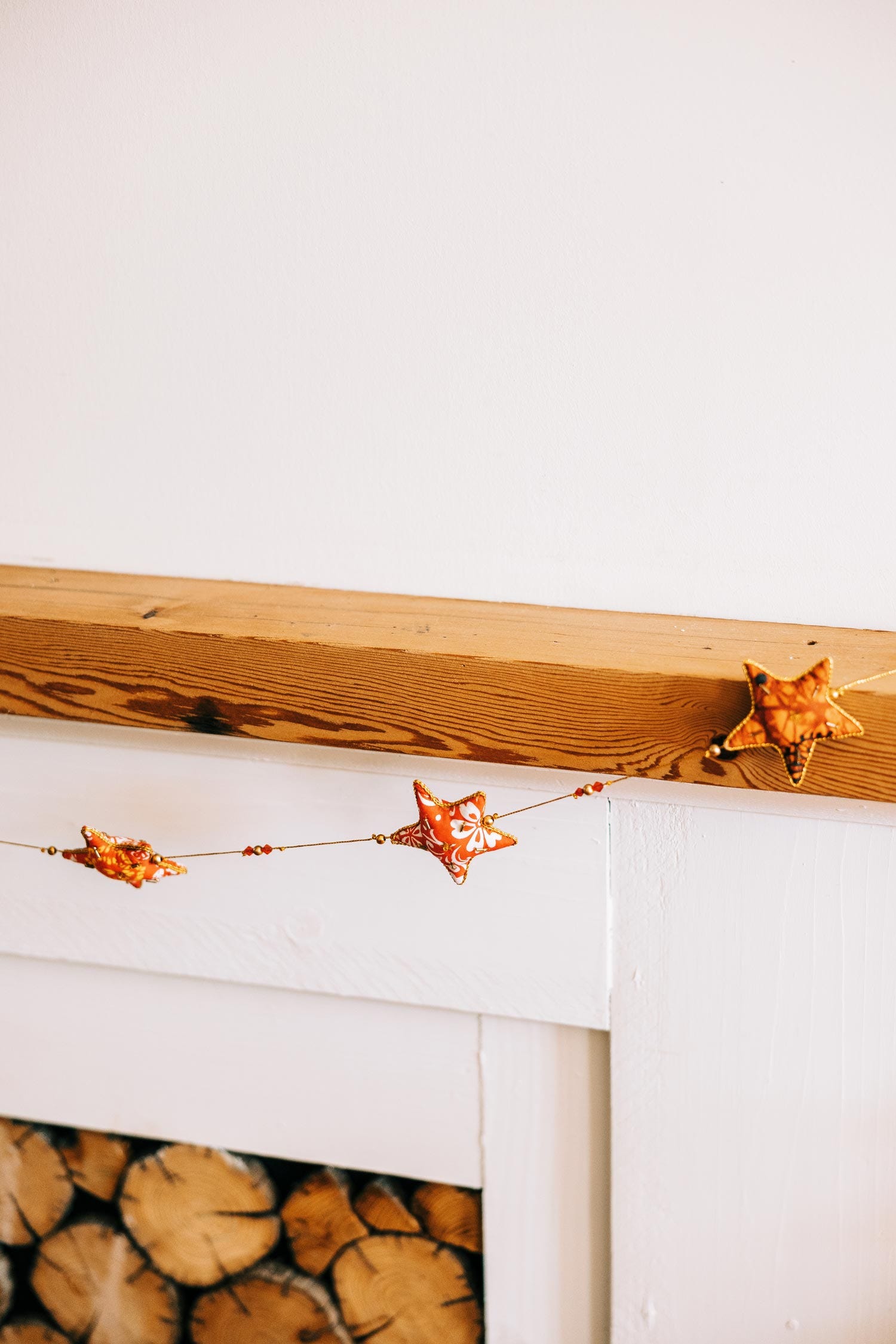 Garland stars stuffed cotton/beads 85L red/orng