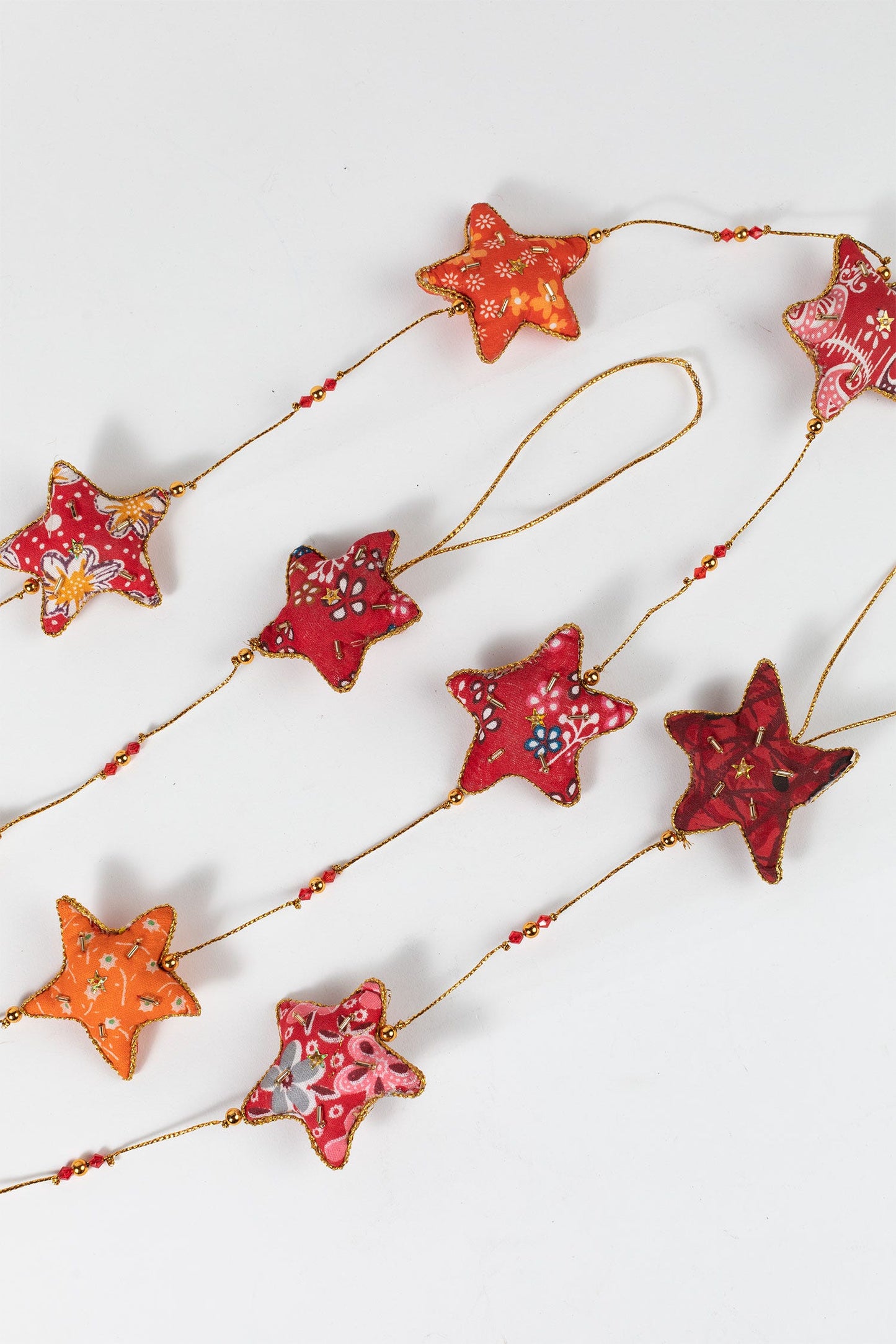 Garland stars stuffed cotton/beads 85L red/orng