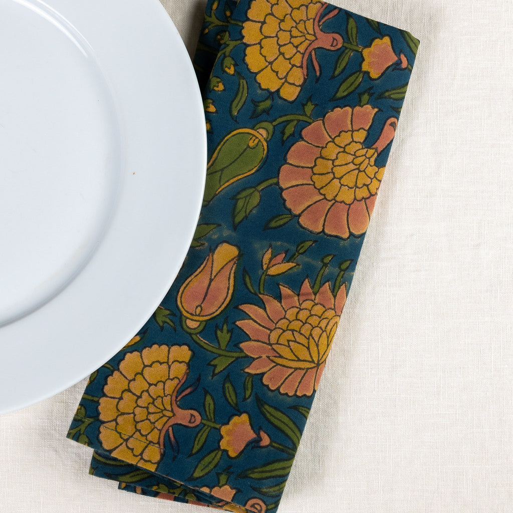 Napkin large floral M/4 cttn 20sq dk teal/yel/grn
