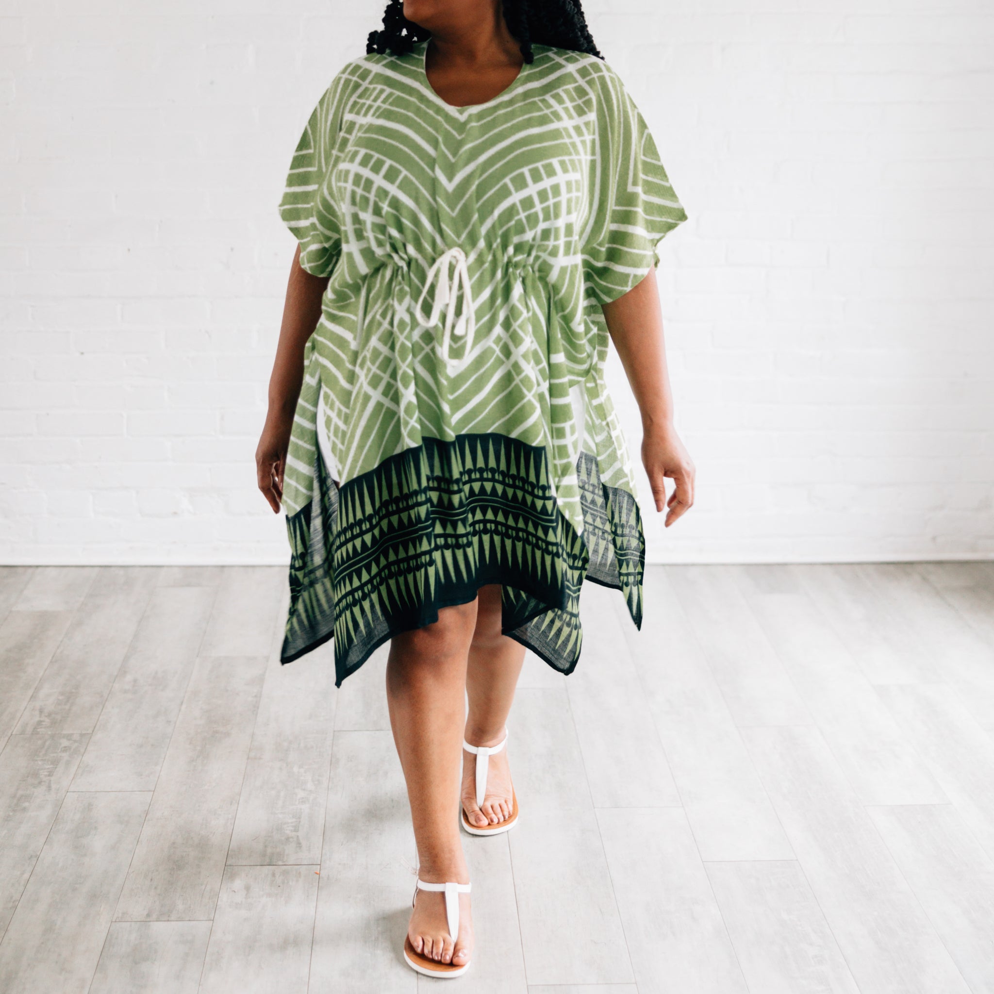 Kaftan short w/geo border viscose 36L grn/blk