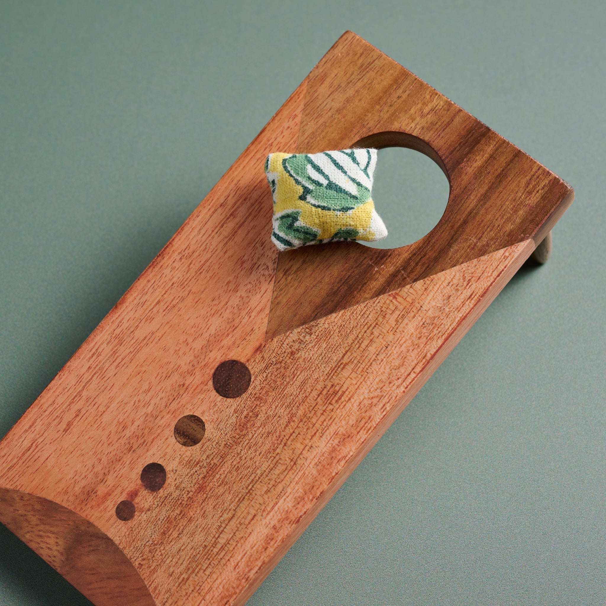 Cornhole game tabletop wood/cttn 6x3 nat/asst