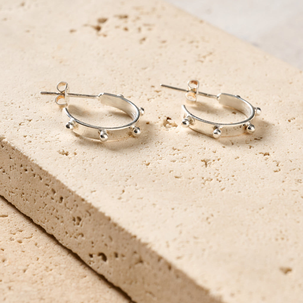 Earrings post studded hoop br/silv pltd .75D silv