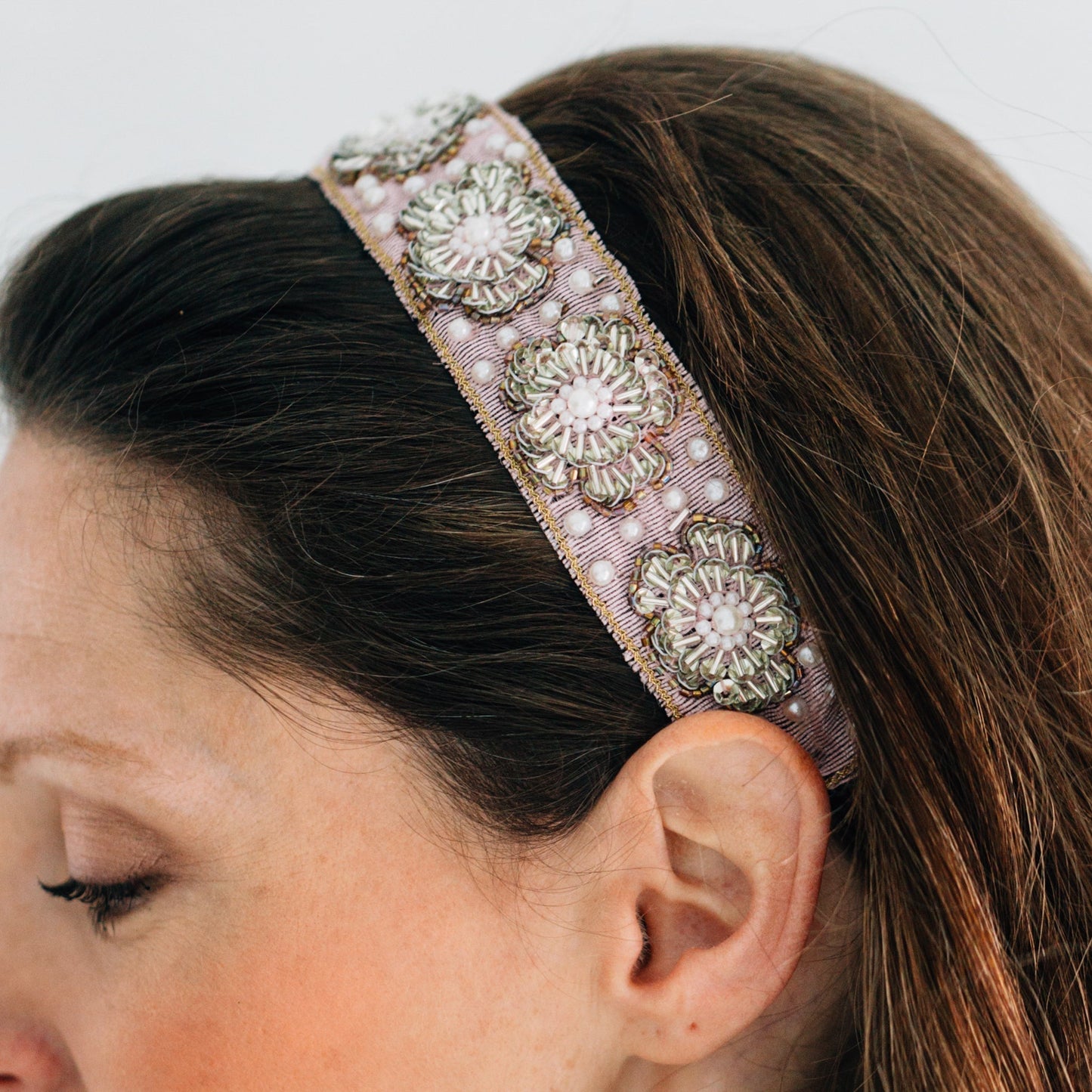 Headband beaded M/2 silk/glass 1.25W lav/gld/blk